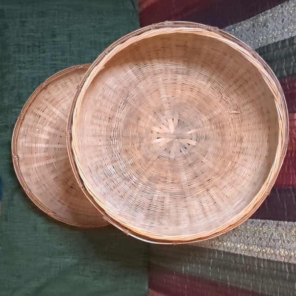 Large vintage woven Asian sewing basket - Picture 5 of 12